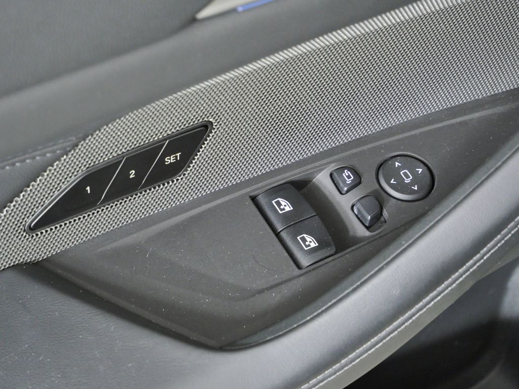 Thumbnail: 2024 BMW M4 - 34