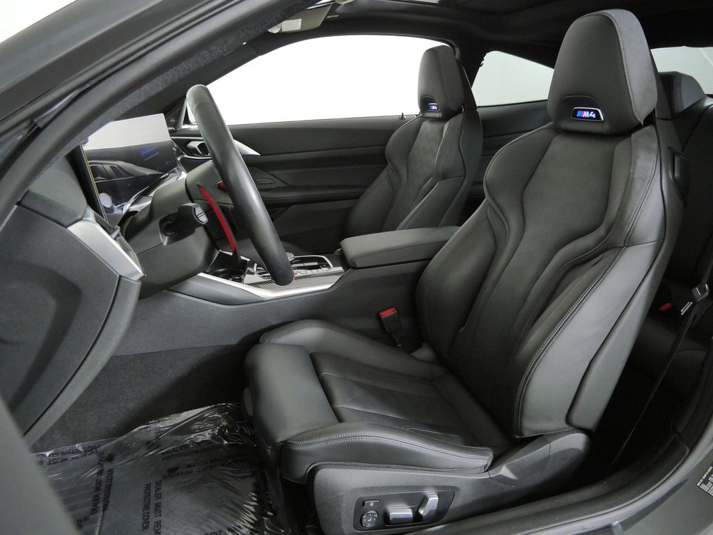 Thumbnail: 2024 BMW M4 - 33