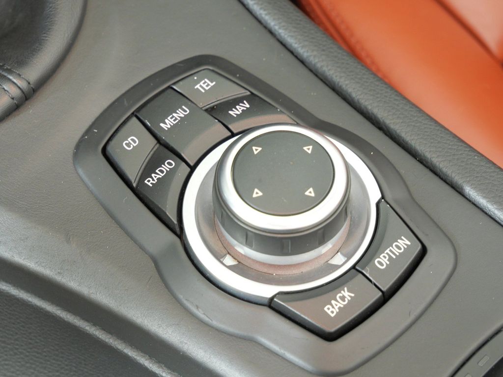 Thumbnail: 2011 BMW M3 - 50