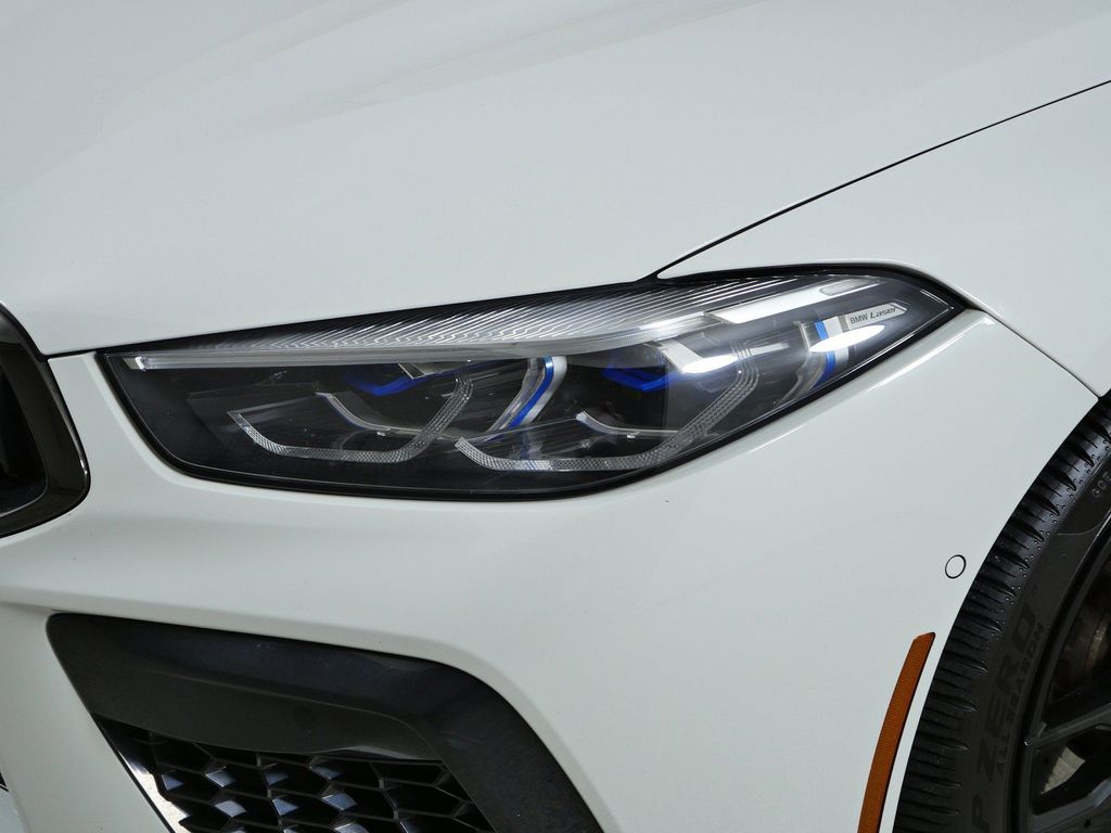 Thumbnail: 2021 BMW M8 - 17