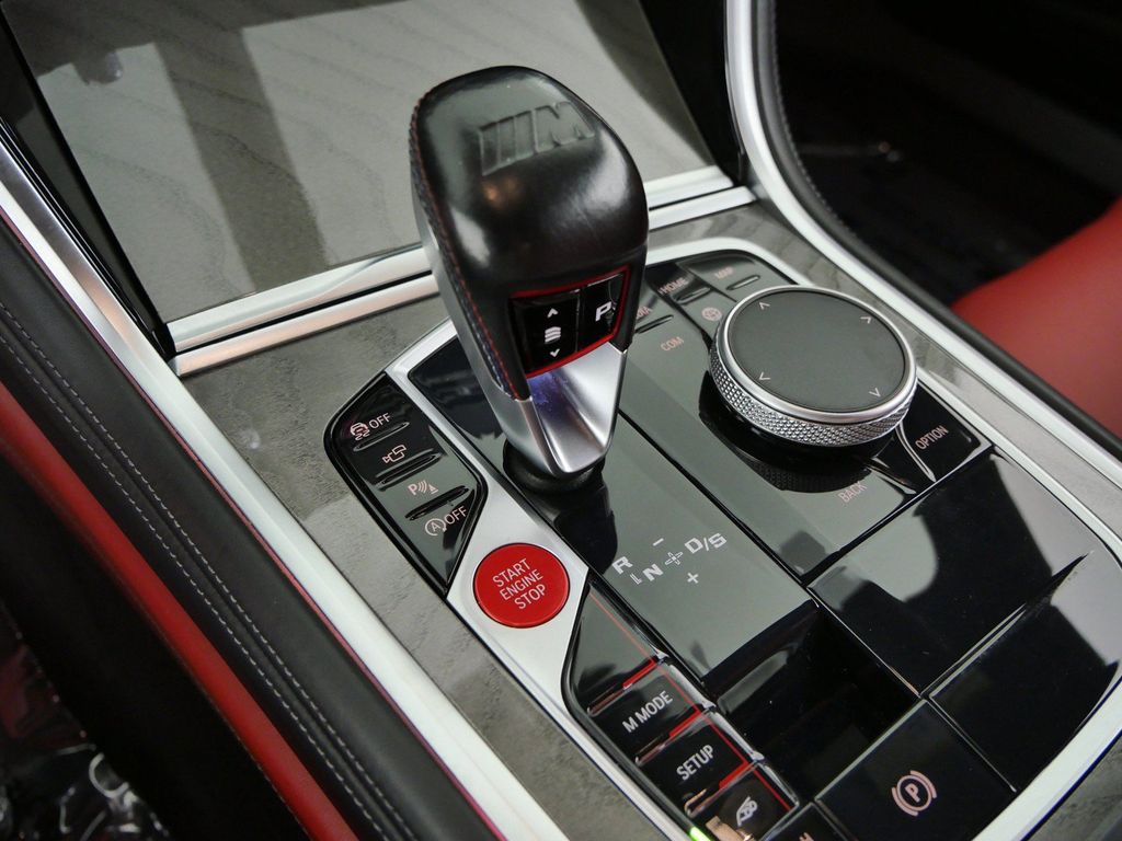 Thumbnail: 2021 BMW M8 - 13