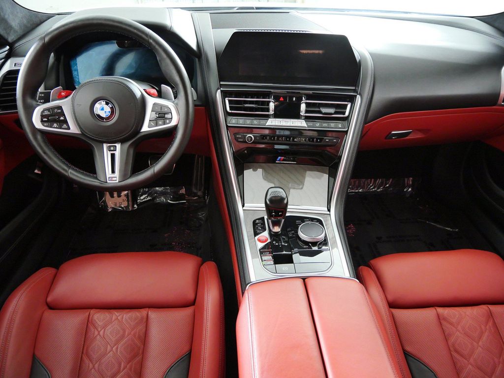 Thumbnail: 2021 BMW M8 - 2
