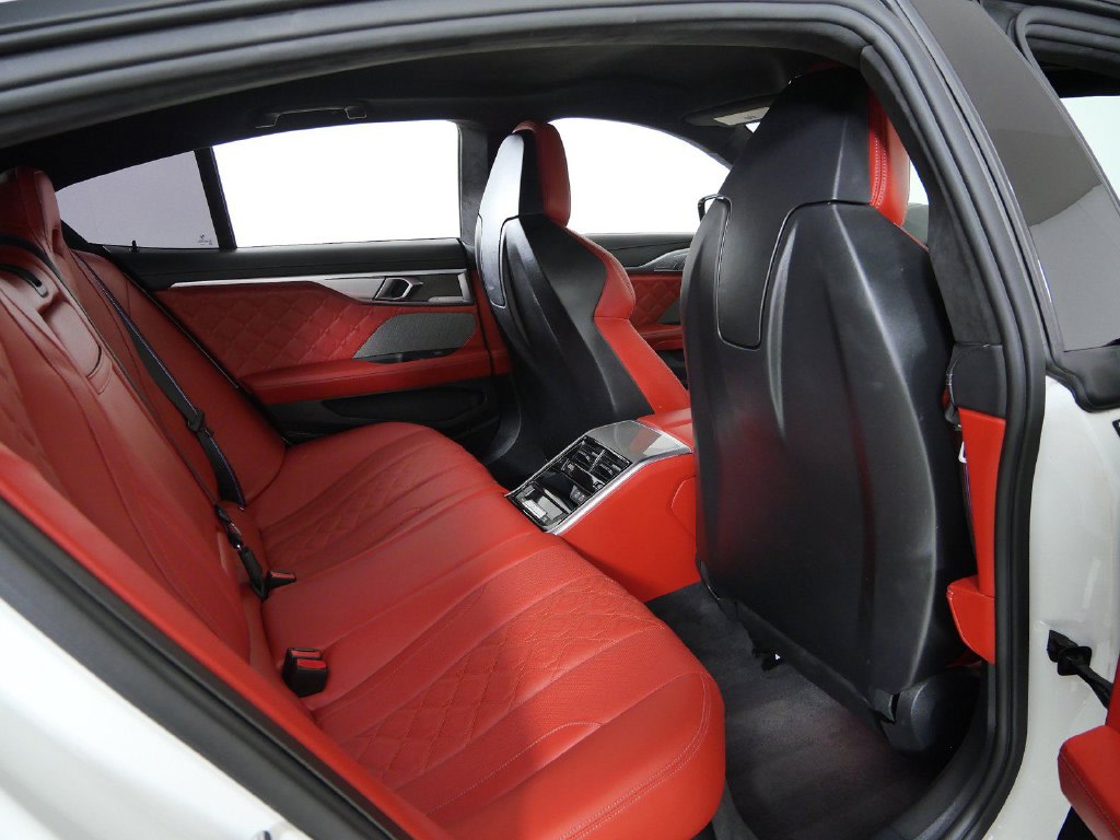 Thumbnail: 2021 BMW M8 - 11
