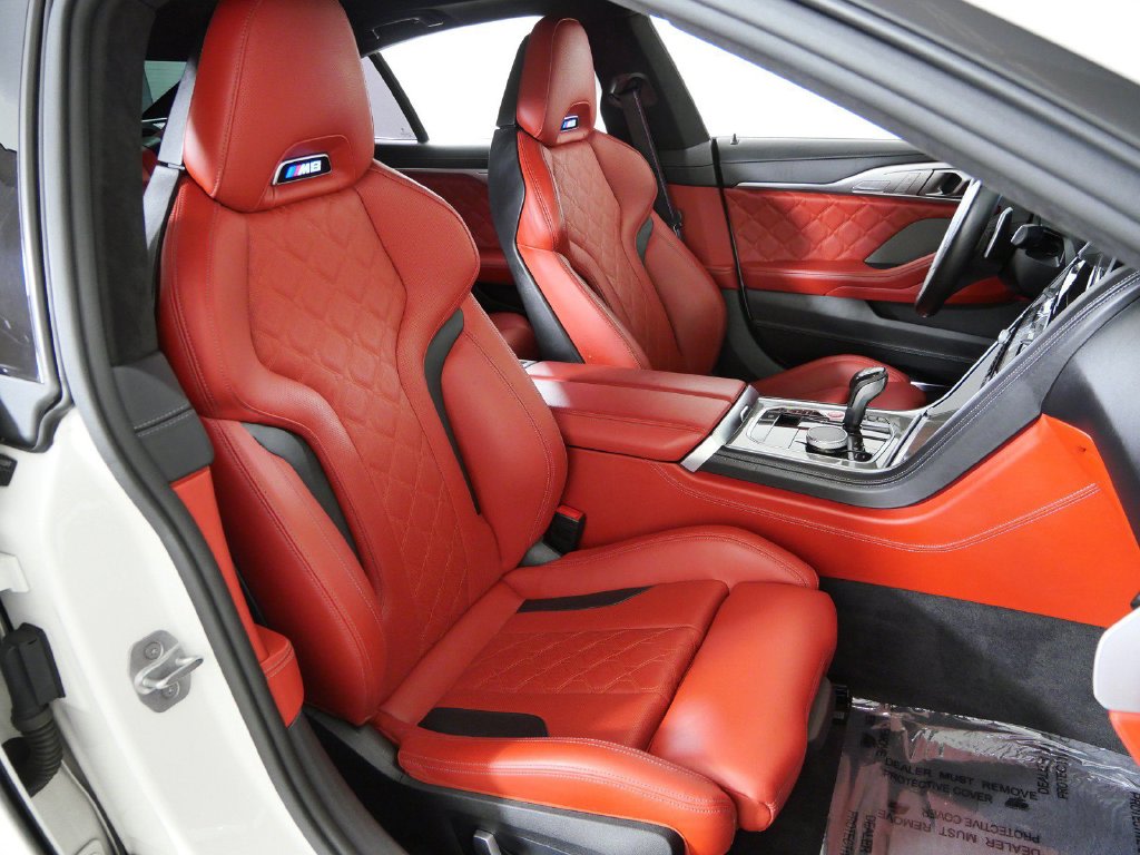 Thumbnail: 2021 BMW M8 - 10