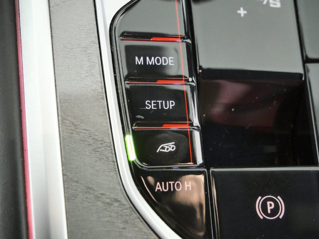 Thumbnail: 2021 BMW M8 - 47