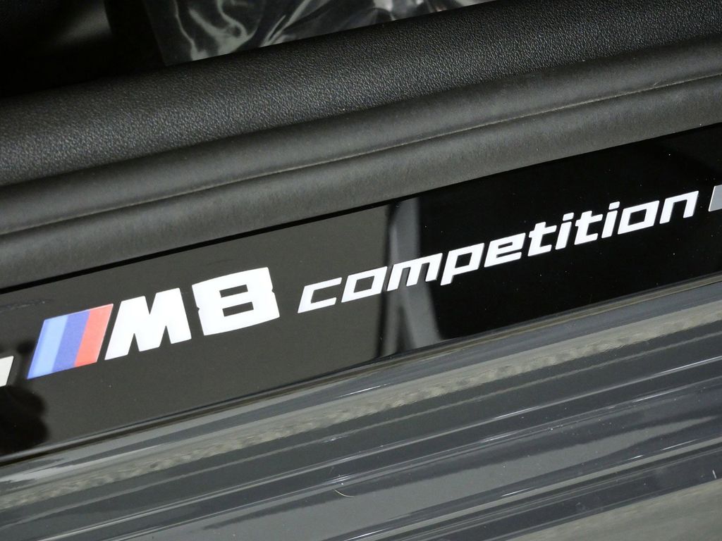 Thumbnail: 2025 BMW M8 - 16
