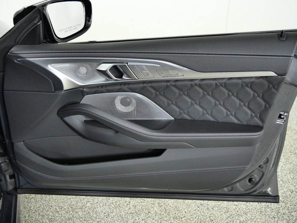 Thumbnail: 2025 BMW M8 - 26