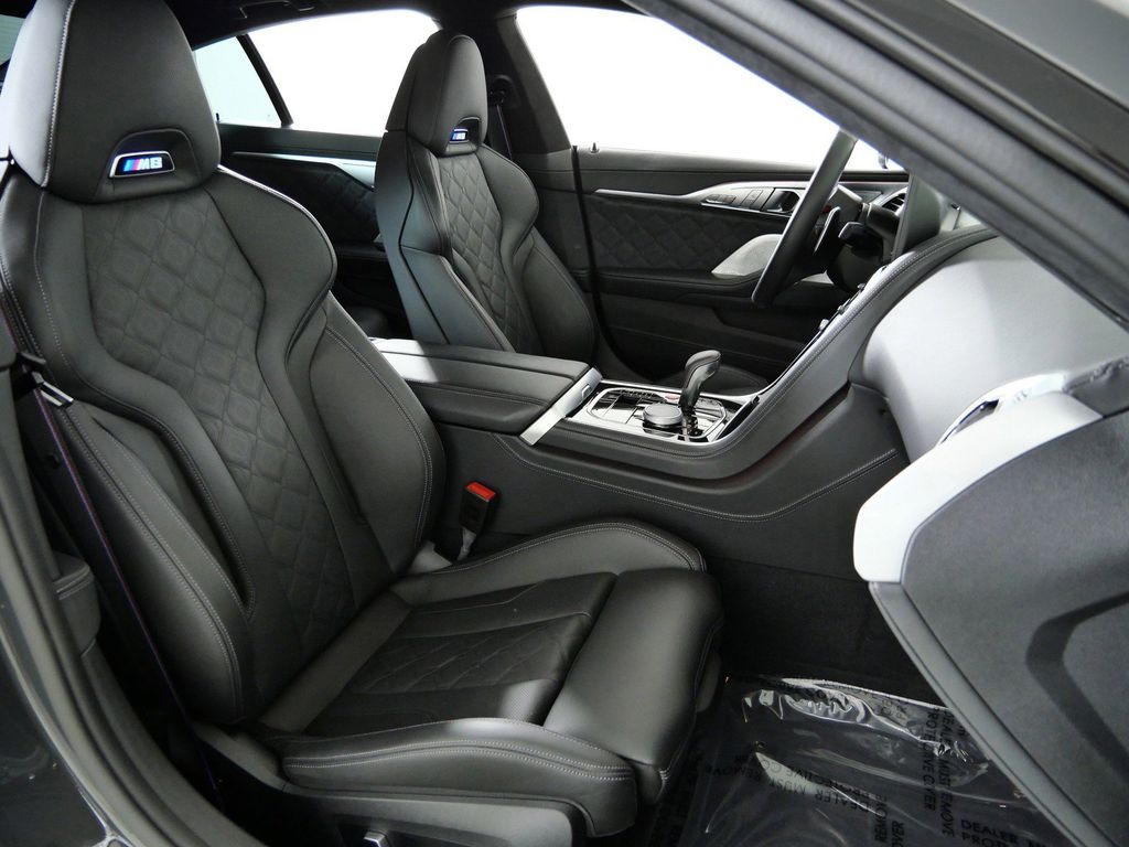 Thumbnail: 2025 BMW M8 - 10