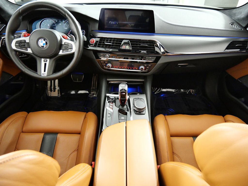 Thumbnail: 2019 BMW M5 - 2