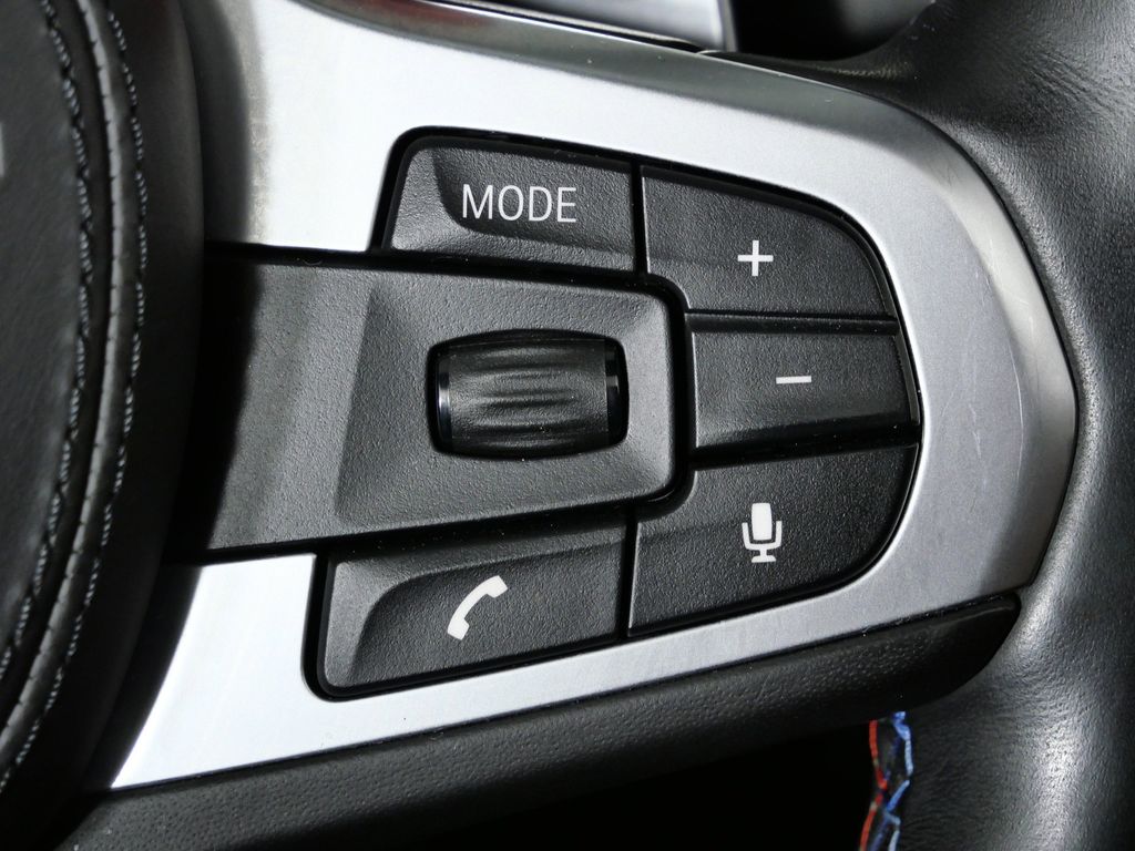 Thumbnail: 2019 BMW M5 - 44