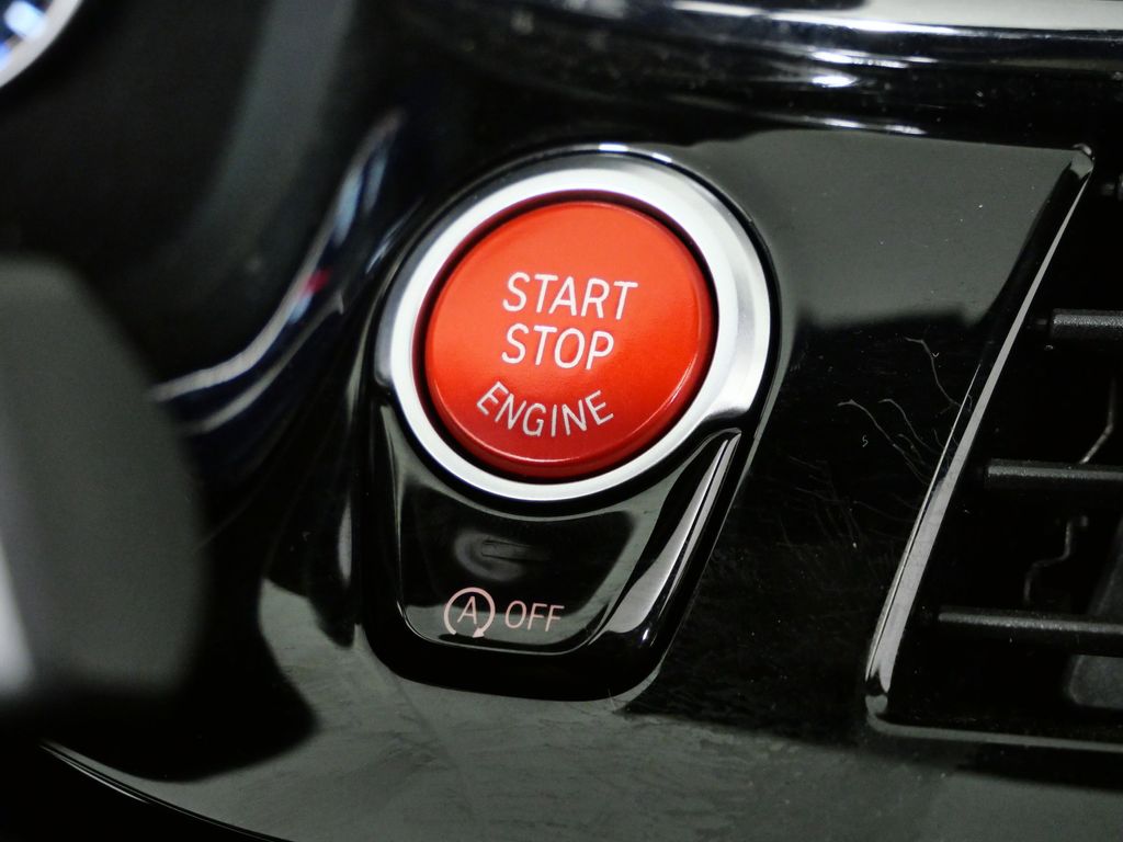 Thumbnail: 2019 BMW M5 - 48