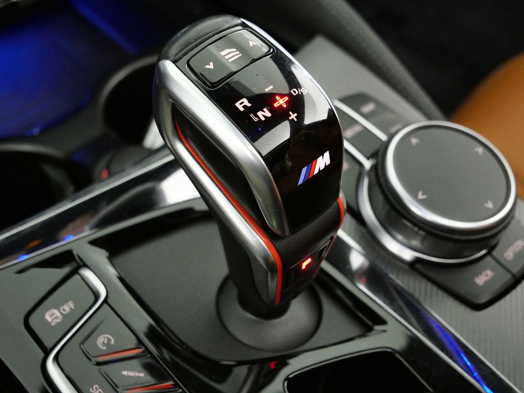 Thumbnail: 2019 BMW M5 - 14