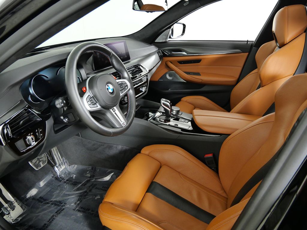 Thumbnail: 2019 BMW M5 - 36