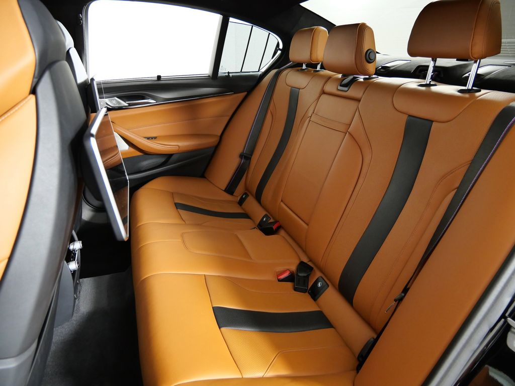 Thumbnail: 2019 BMW M5 - 34