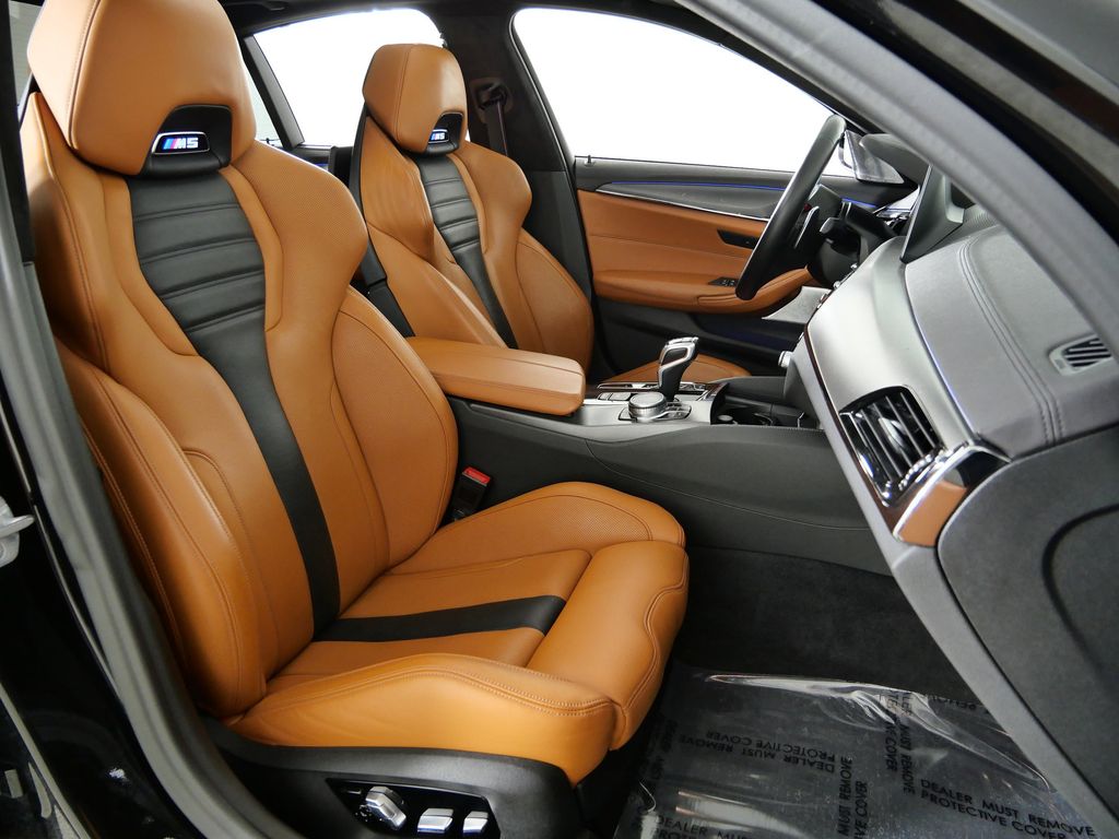 Thumbnail: 2019 BMW M5 - 11