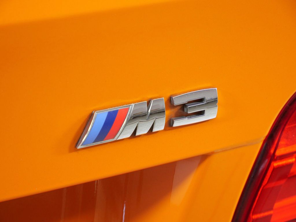 Thumbnail: 2013 BMW M3 - 23