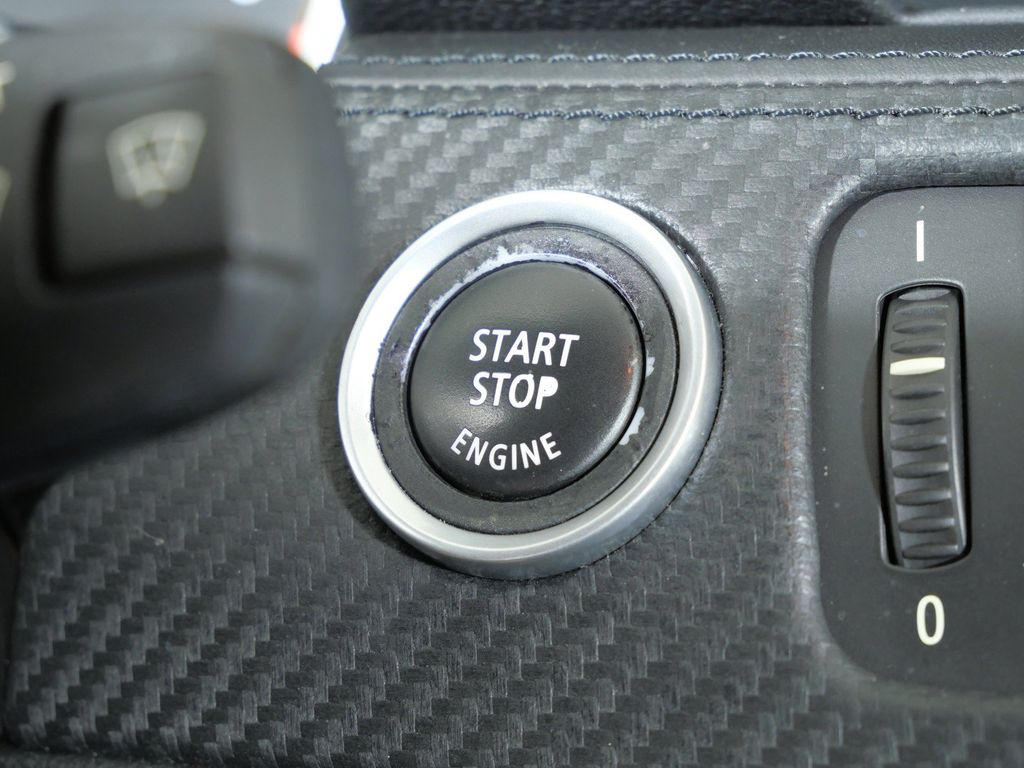 Thumbnail: 2013 BMW M3 - 43