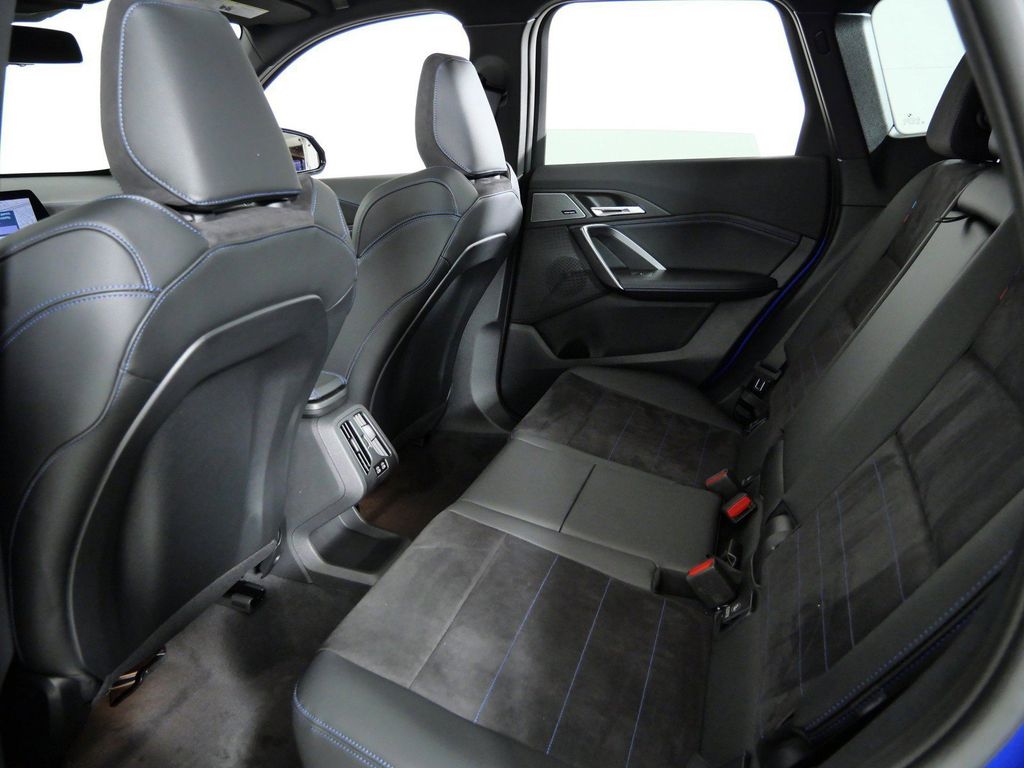 Thumbnail: 2026 BMW X1 - 34