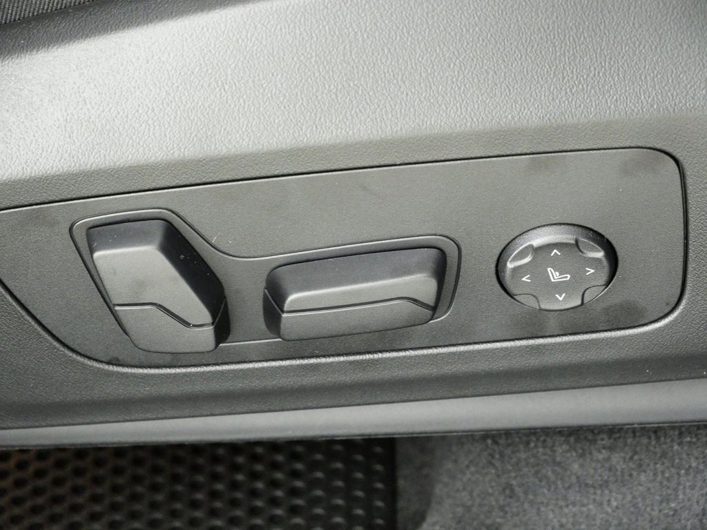 Thumbnail: 2026 BMW X1 - 29