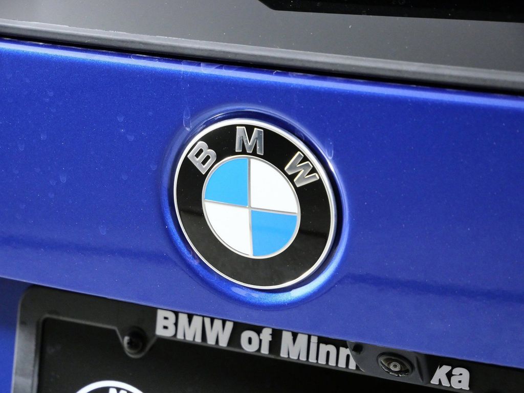 Thumbnail: 2026 BMW X1 - 6