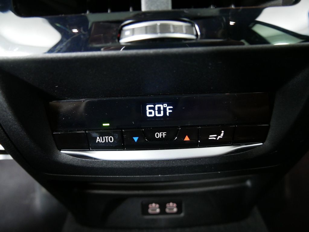 2022 BMW X3 sDrive30i 12