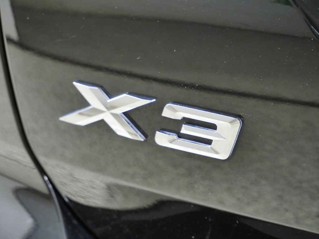 Thumbnail: 2023 BMW X3 - 24