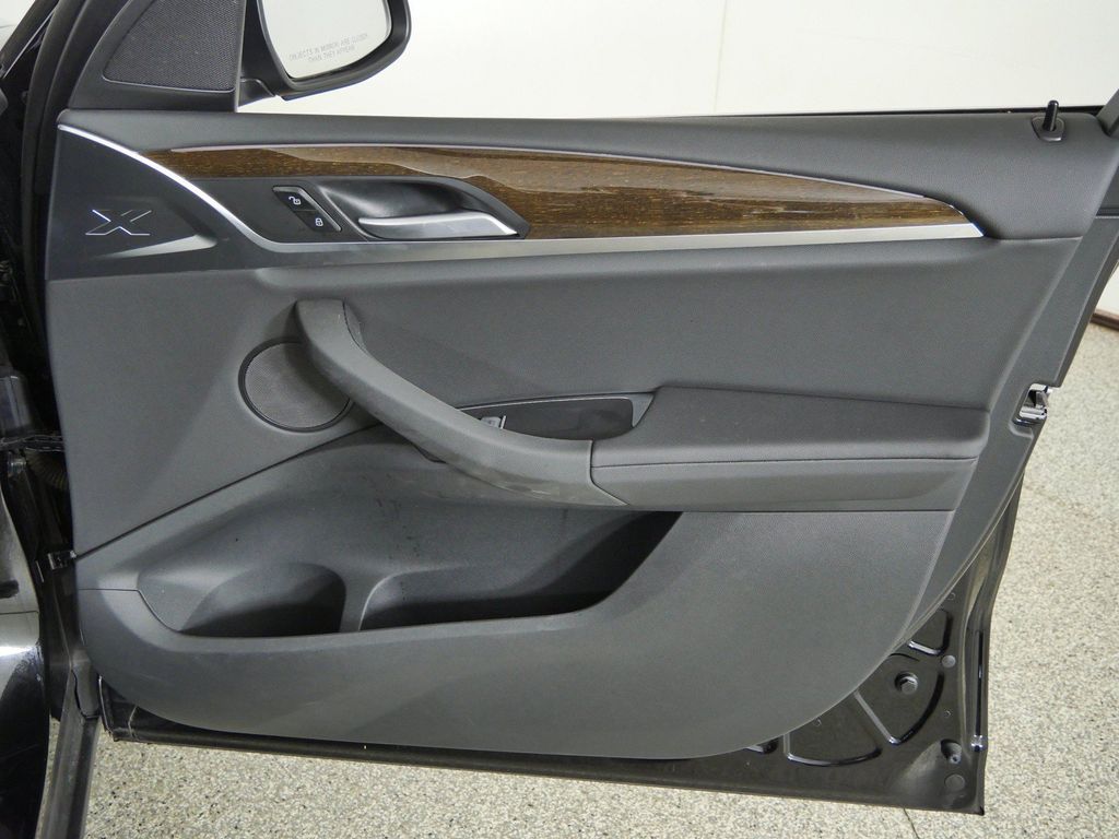Thumbnail: 2023 BMW X3 - 28