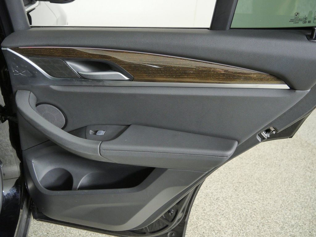 Thumbnail: 2023 BMW X3 - 31