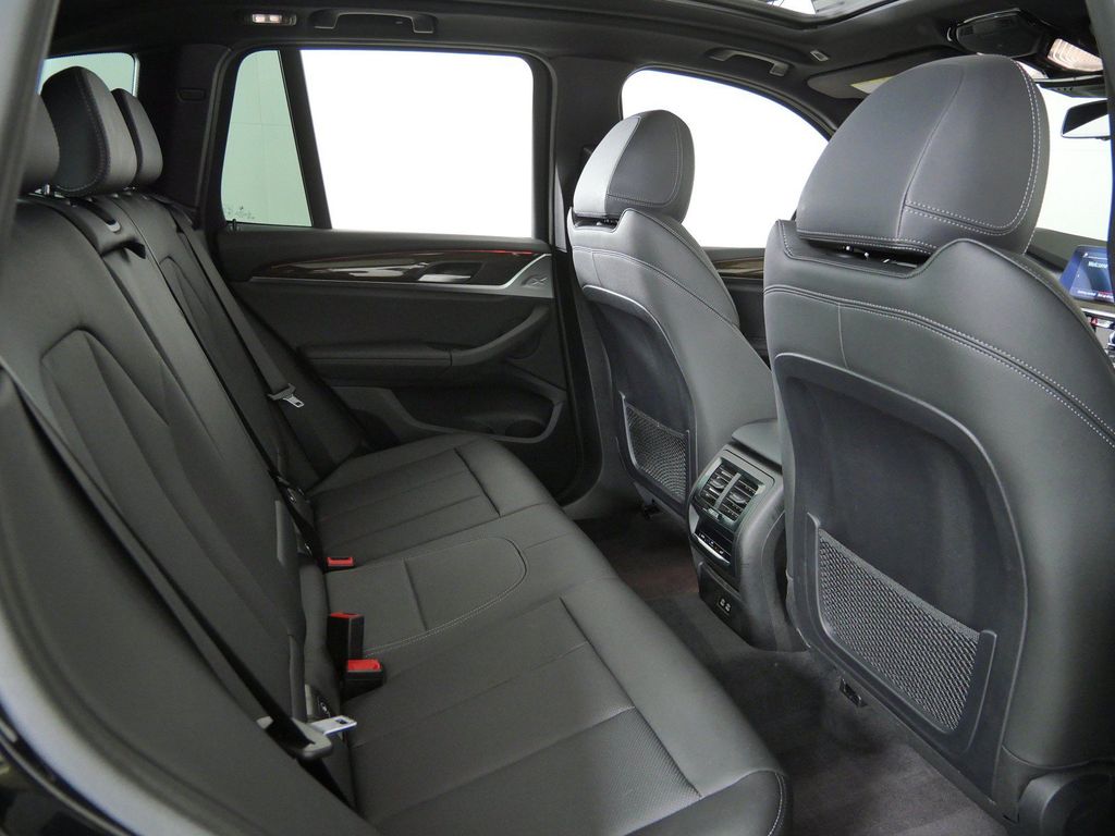 Thumbnail: 2023 BMW X3 - 11