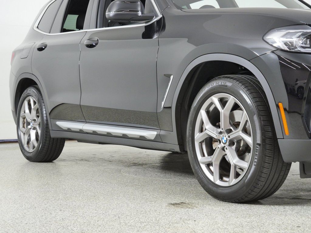 Thumbnail: 2023 BMW X3 - 8