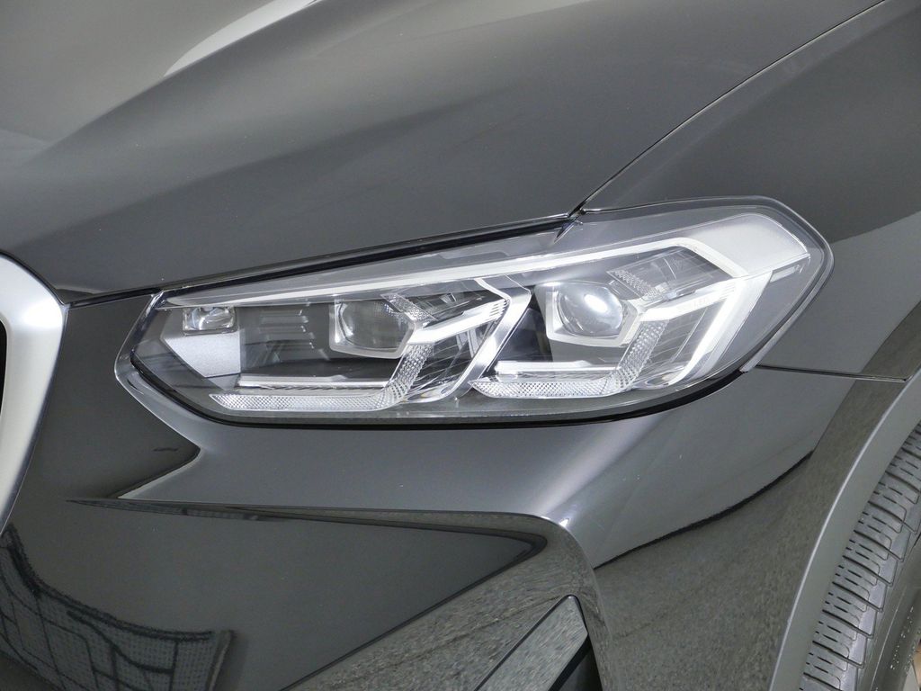 Thumbnail: 2023 BMW X3 - 17