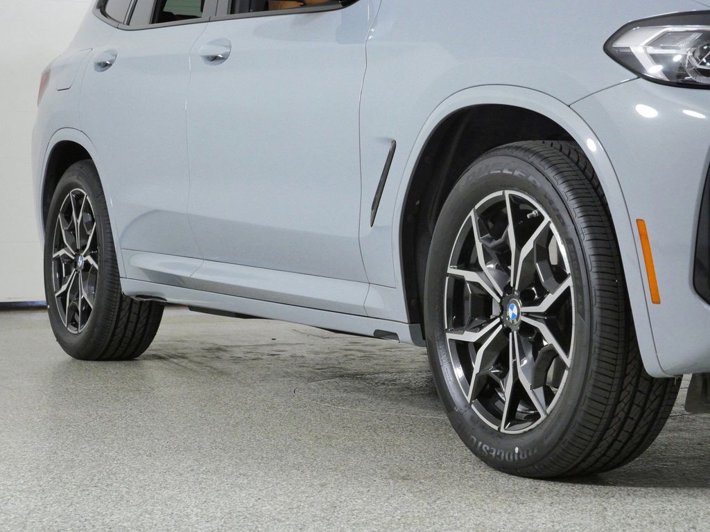 Thumbnail: 2022 BMW X3 - 8