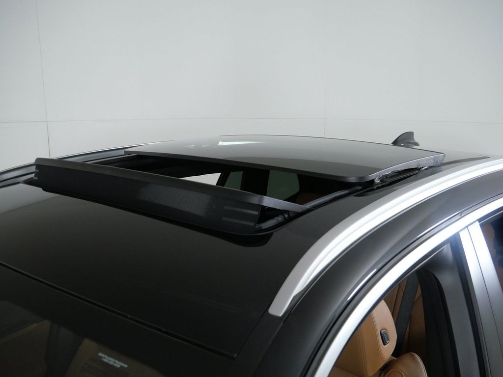 Thumbnail: 2024 BMW X3 - 28