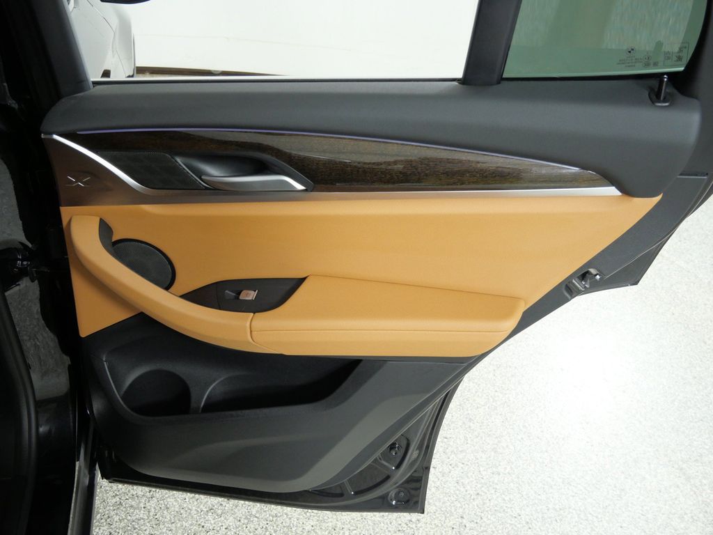 Thumbnail: 2024 BMW X3 - 33