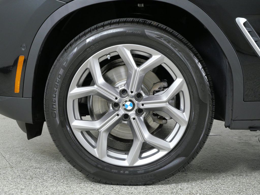 Thumbnail: 2024 BMW X3 - 27