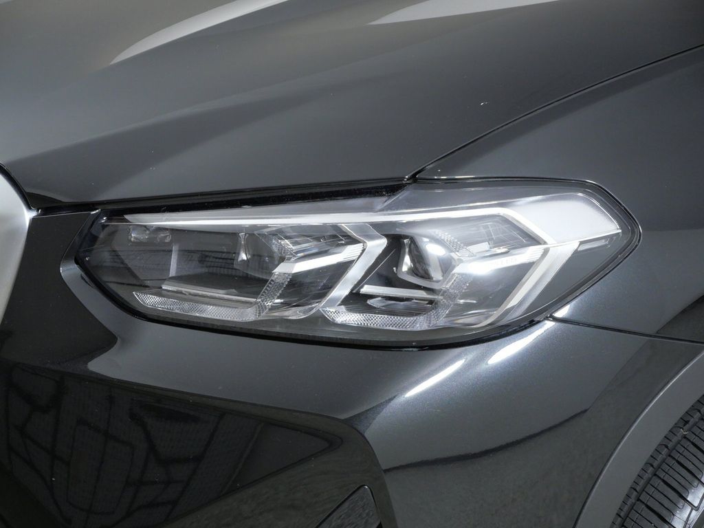 Thumbnail: 2024 BMW X3 - 18