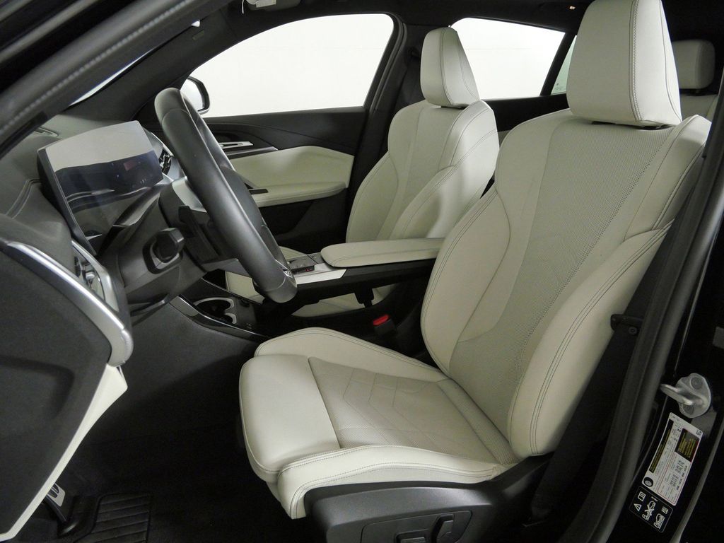 Thumbnail: 2026 BMW X2 - 38
