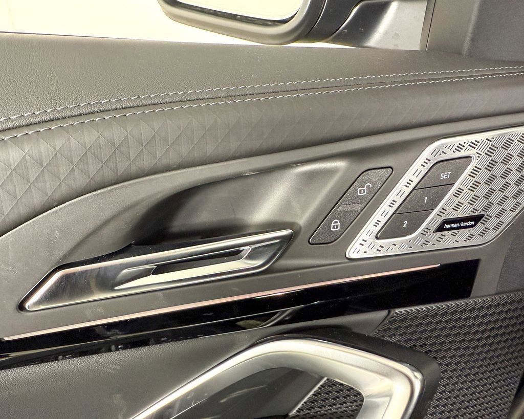 Thumbnail: 2025 BMW X2 - 37