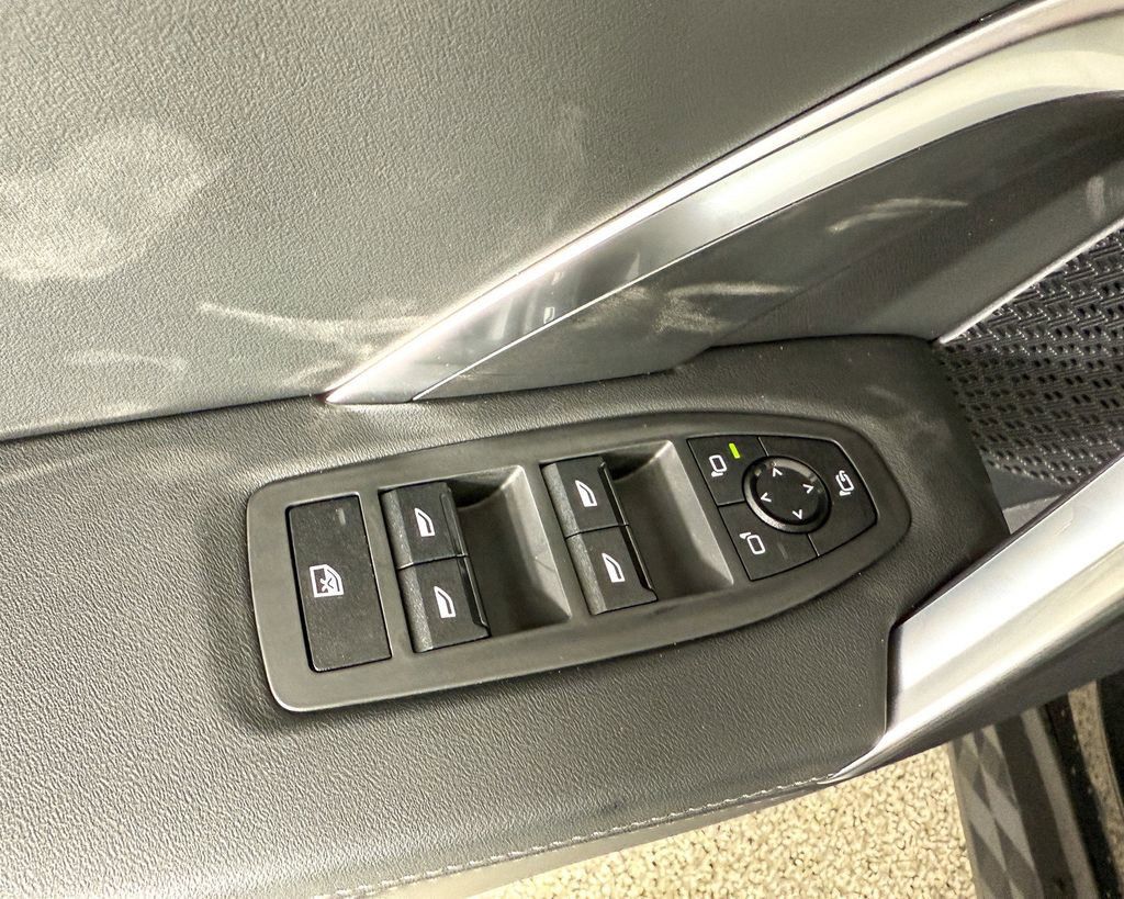 Thumbnail: 2025 BMW X2 - 36