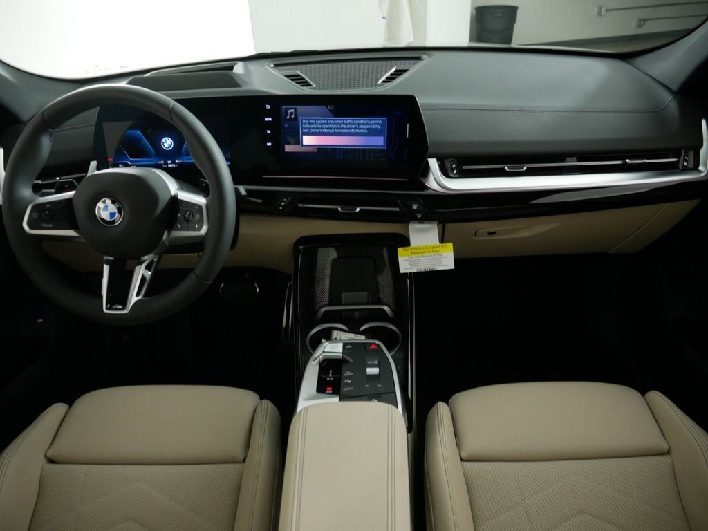 Thumbnail: 2025 BMW X2 - 2
