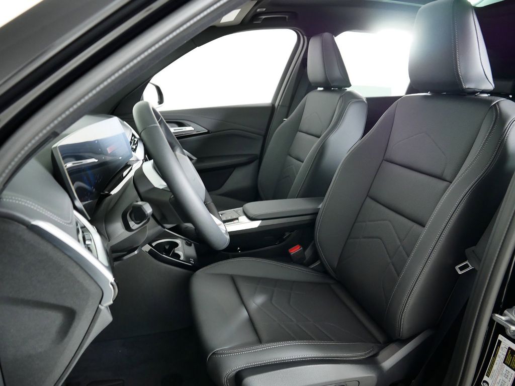 2025 BMW X1 xDrive28i 36