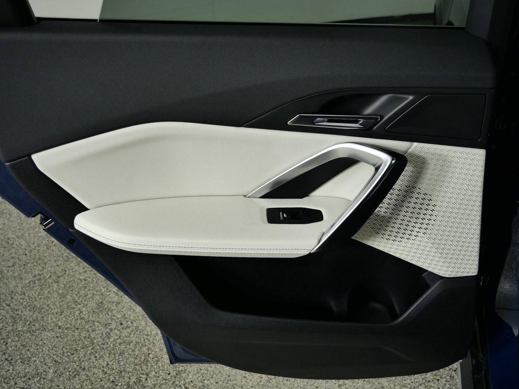 Thumbnail: 2026 BMW X1 - 34