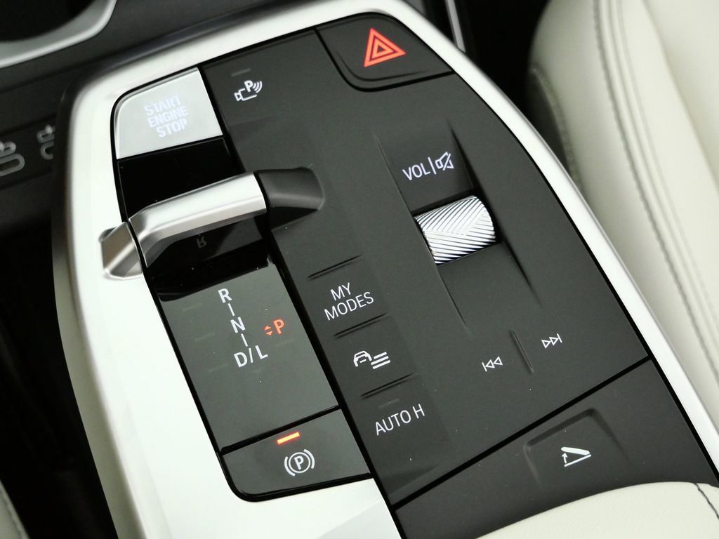 Thumbnail: 2026 BMW X1 - 50