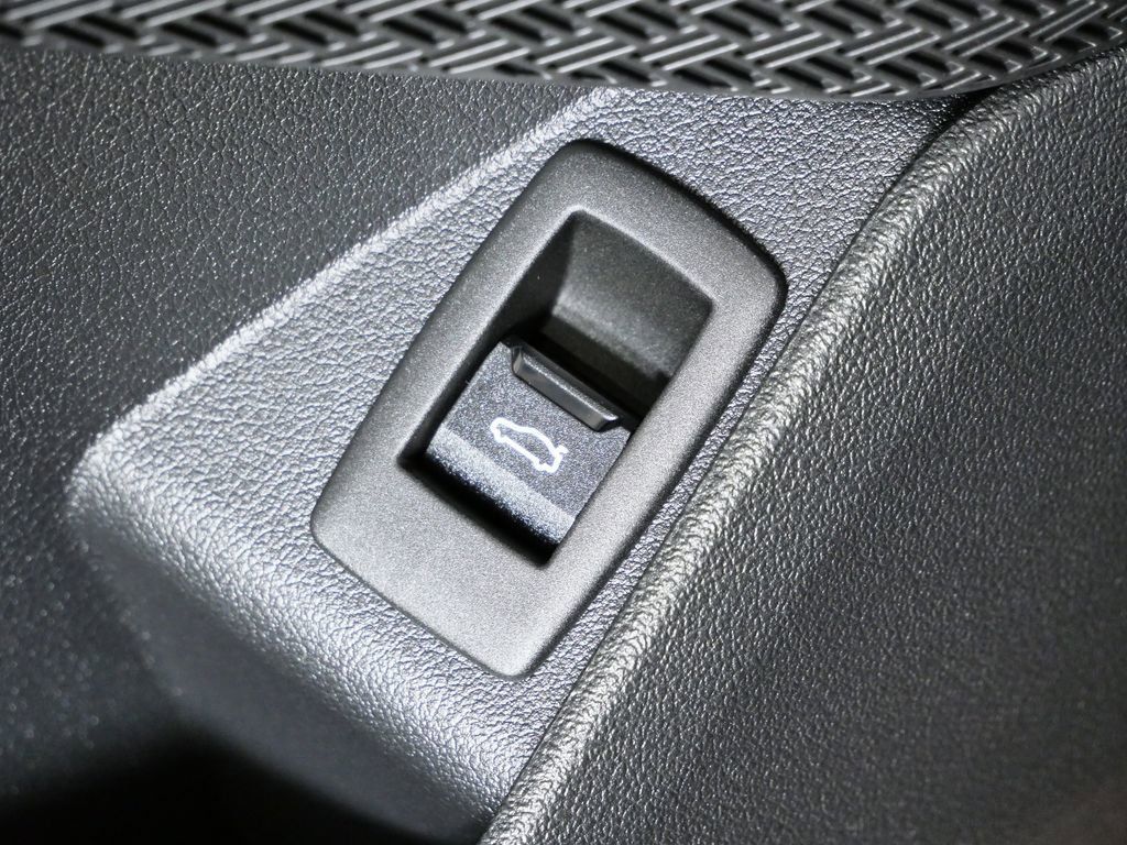 Thumbnail: 2026 BMW X1 - 38