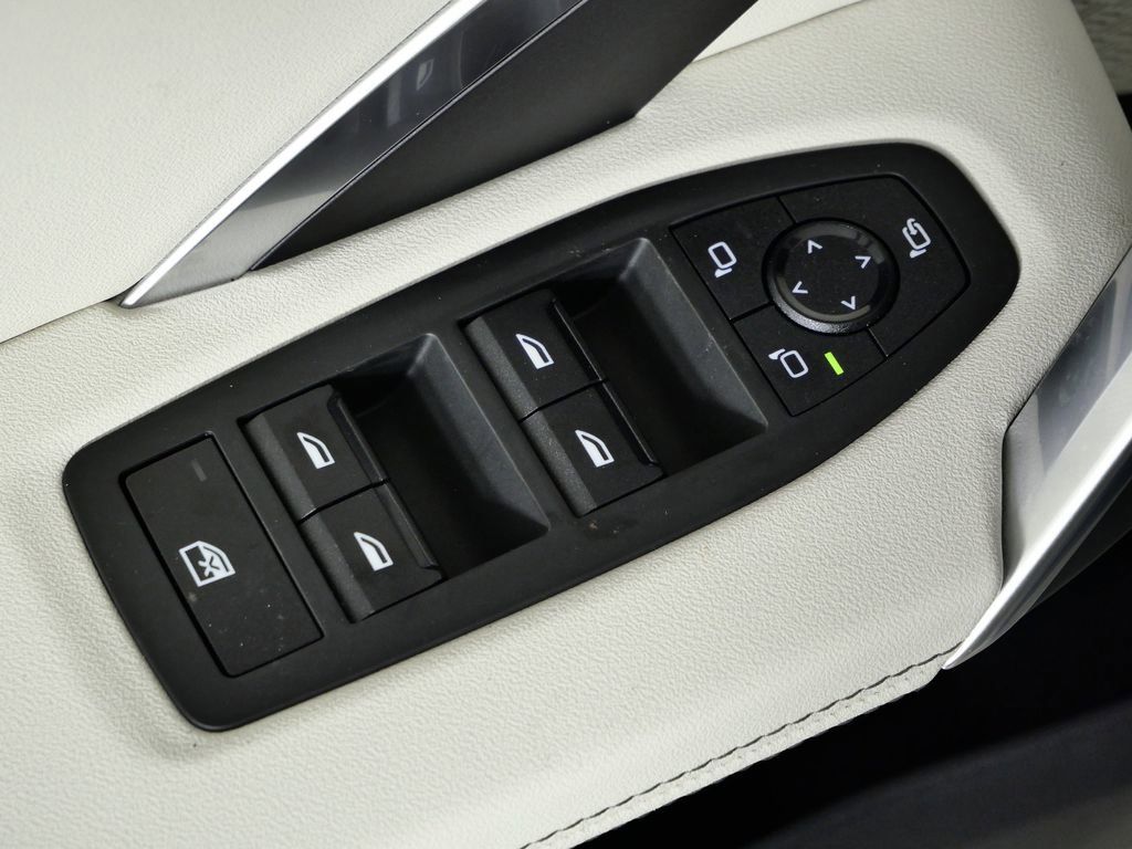 Thumbnail: 2026 BMW X1 - 37