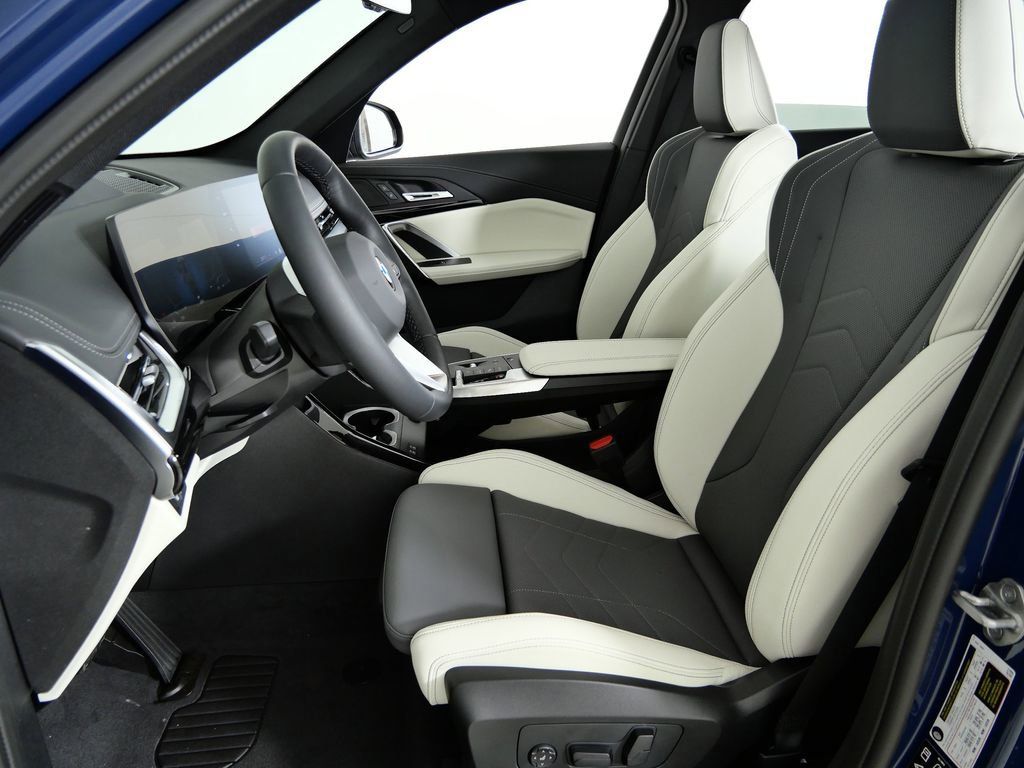 Thumbnail: 2026 BMW X1 - 36