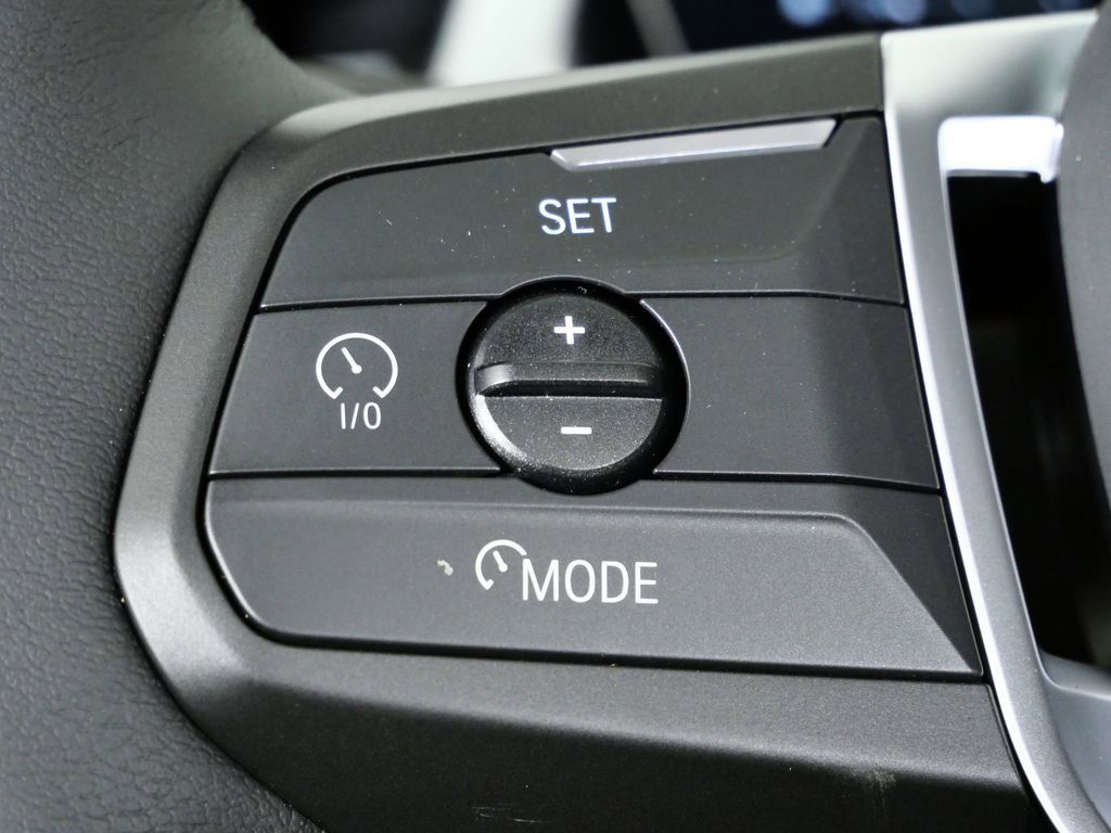 Thumbnail: 2026 BMW X1 - 12