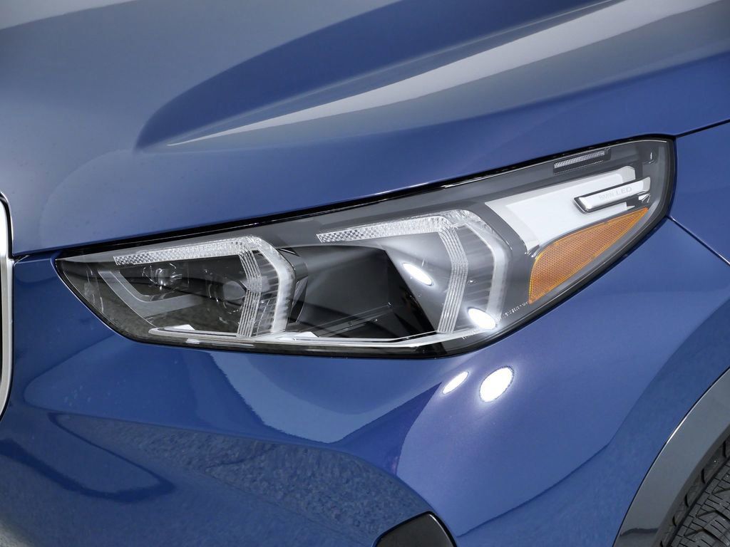 Thumbnail: 2026 BMW X1 - 16