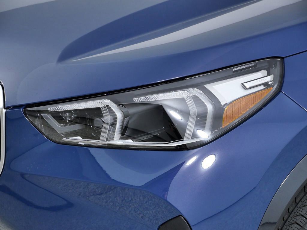 Thumbnail: 2026 BMW X1 - 16