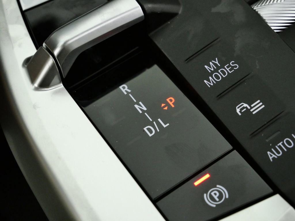 Thumbnail: 2026 BMW X1 - 13